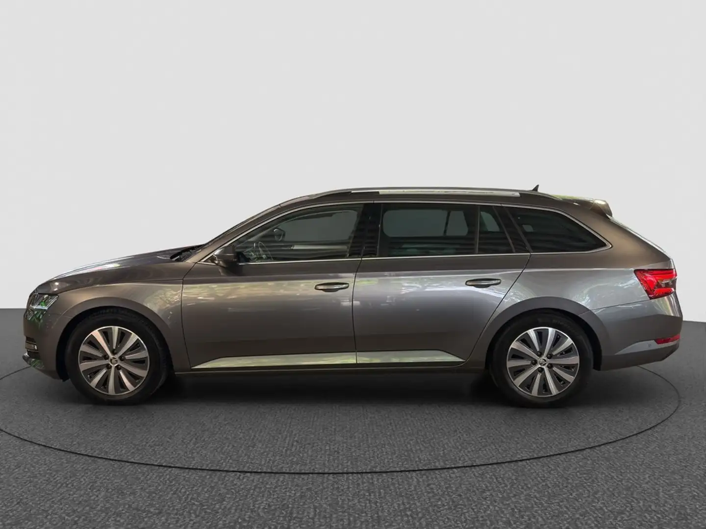 Skoda Superb 2,0 TDI 110 kW DSG Style Gris - 2