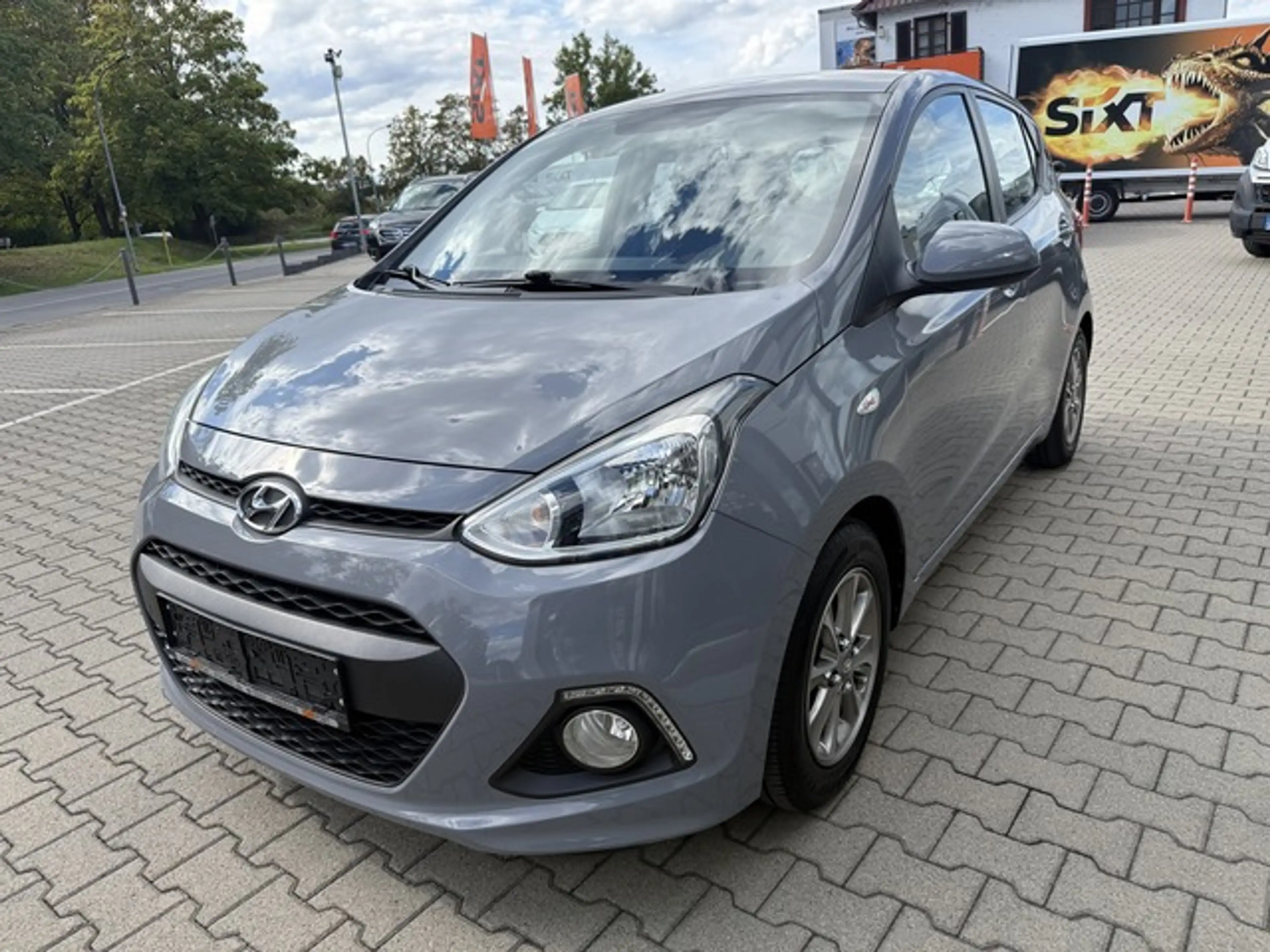 Hyundai i10 FIFA World Cup Edition
