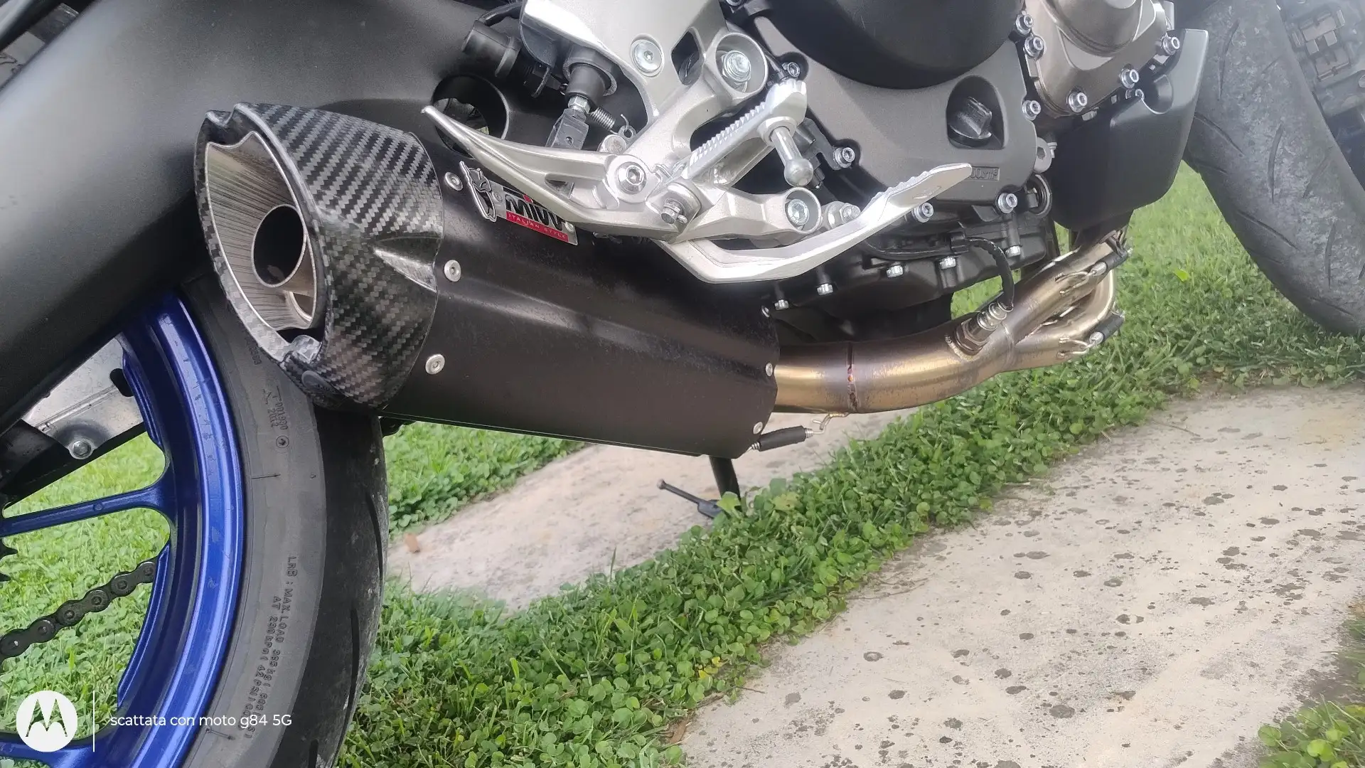 Yamaha MT-09 Azul - 2