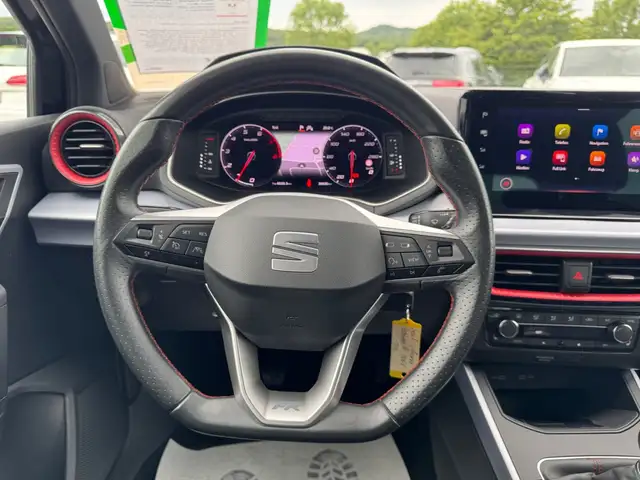 Seat Arona view 12