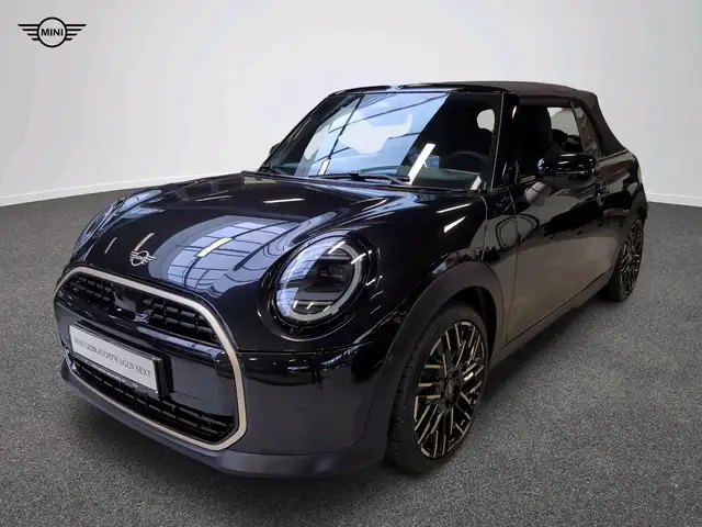 MINI Cooper C Cabrio Favoured Trim
