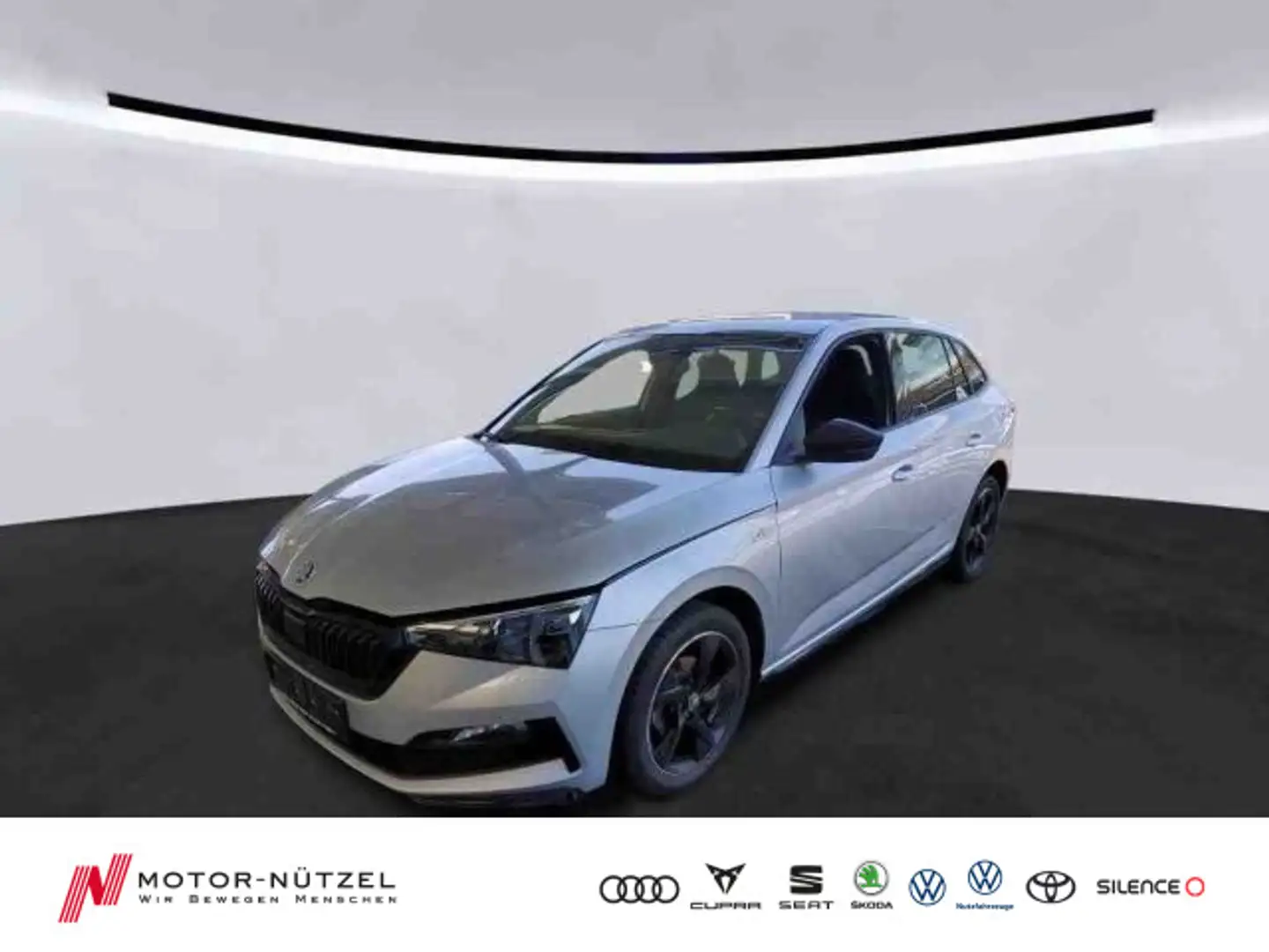Skoda Scala 1.5 TSI DSG MONTE CARLO LED+NAVI+AHK+PANO Silber - 1
