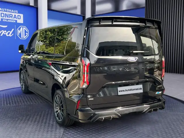 Ford Tourneo Custom view 4