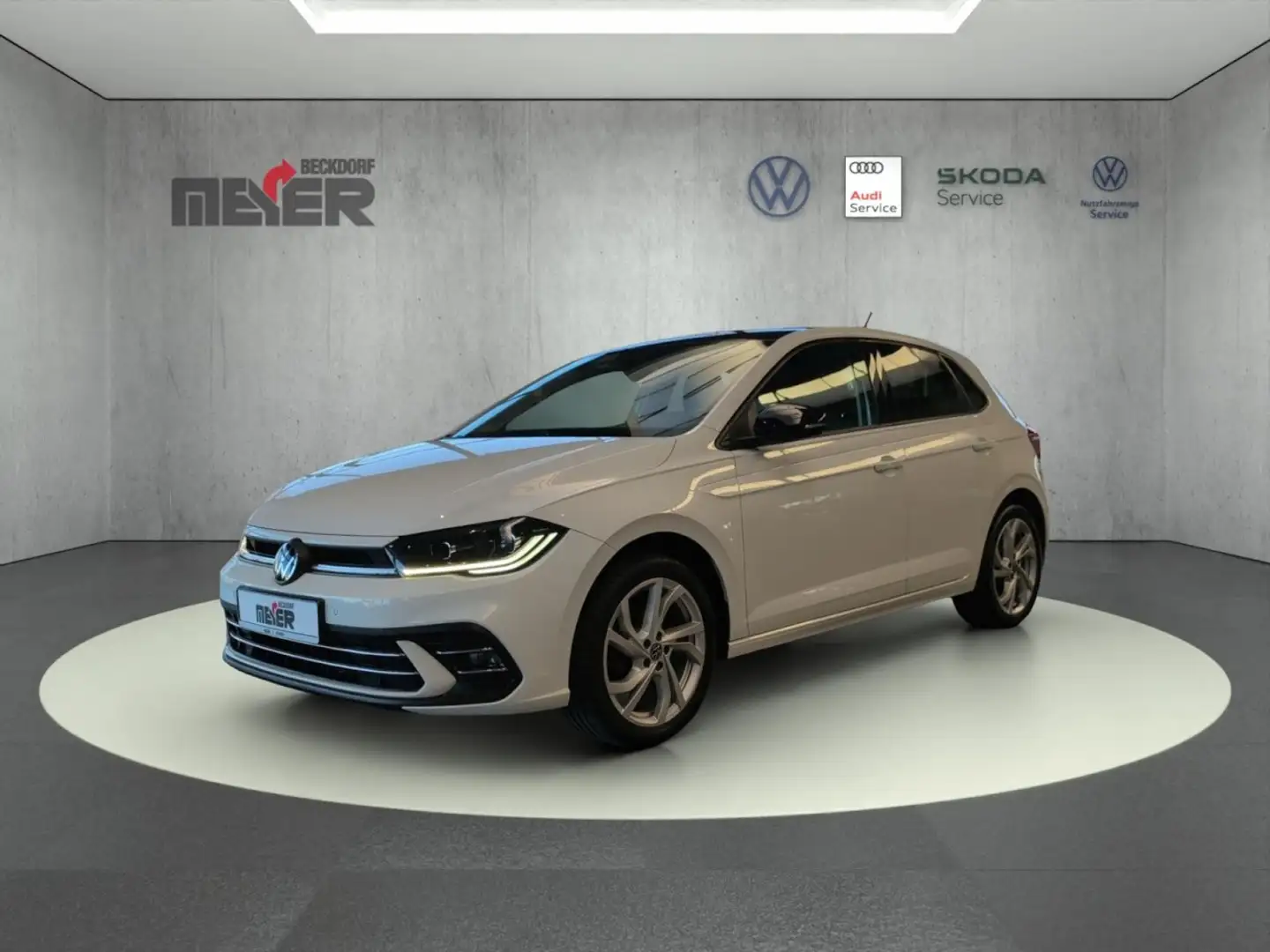 Volkswagen Polo Style 1.0 TSI DSG Klima Navi Rückfahrkamera Weiß - 1