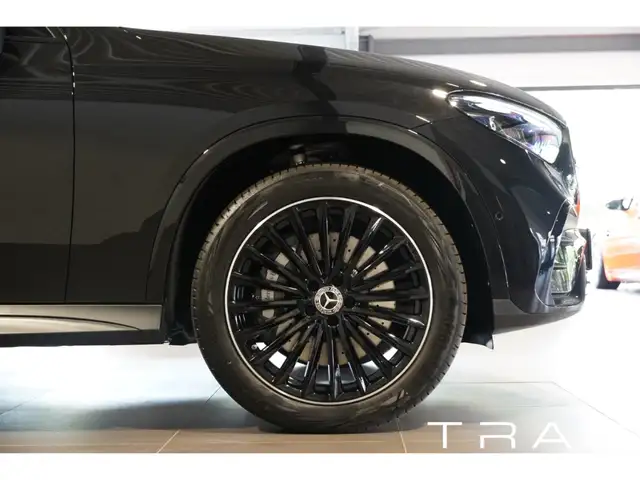 Mercedes-Benz GLC 200 view 7