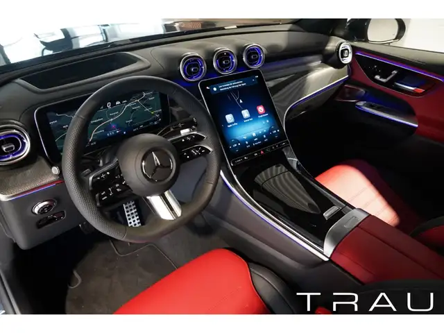 Mercedes-Benz GLC 200 view 9
