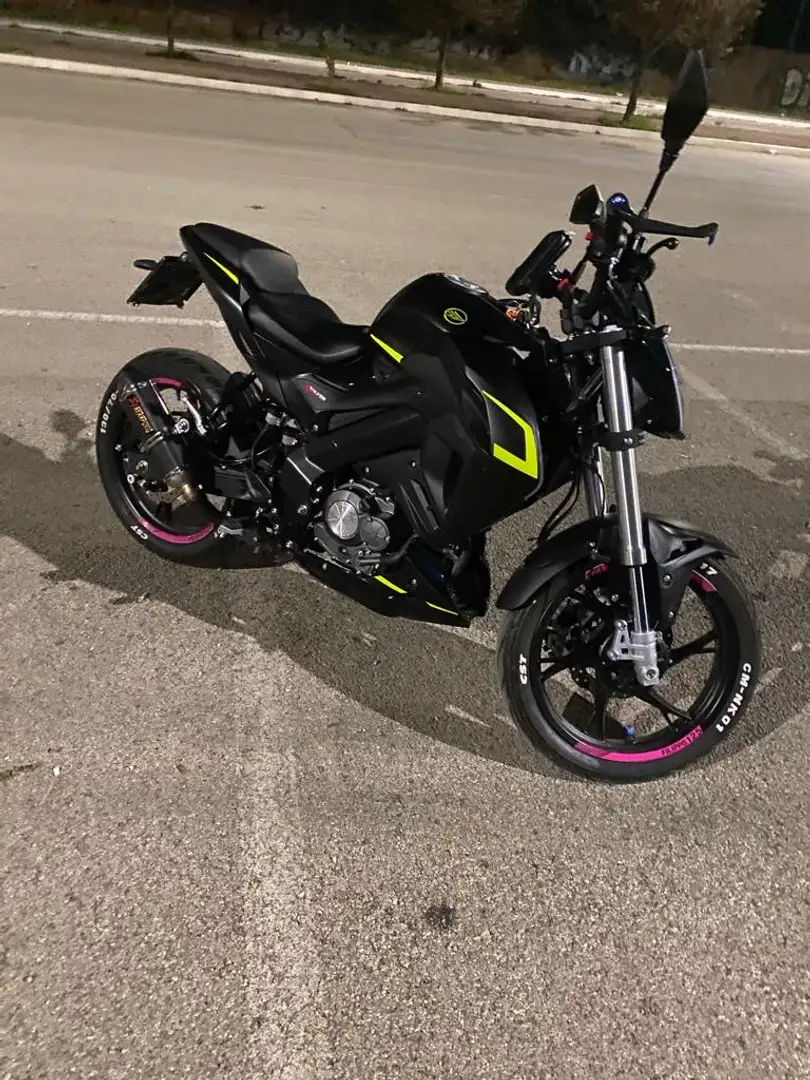 Keeway RKF 125 Sport Negro - 2