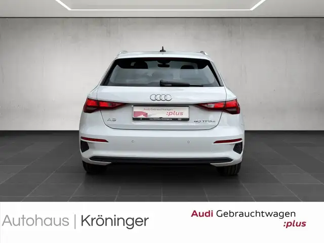 Audi A3 view 6