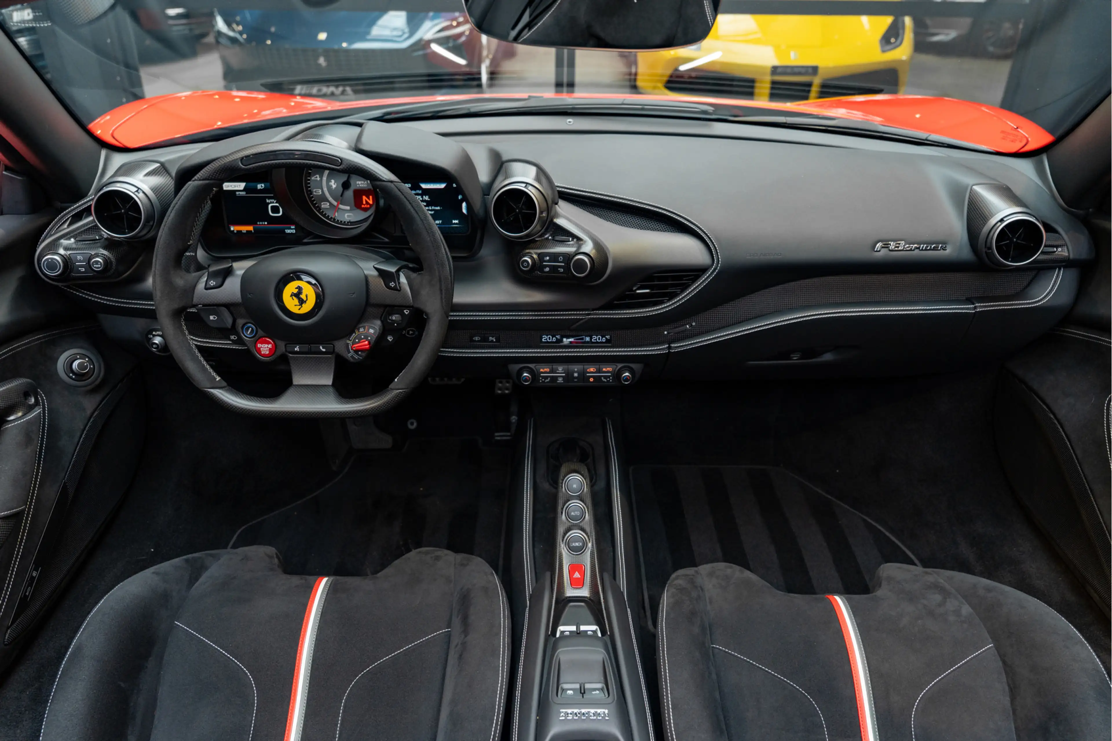 Ferrari F8 Spider Lift Matte Carbon Rosso Scuderia Tricolore Carbon — photo 37