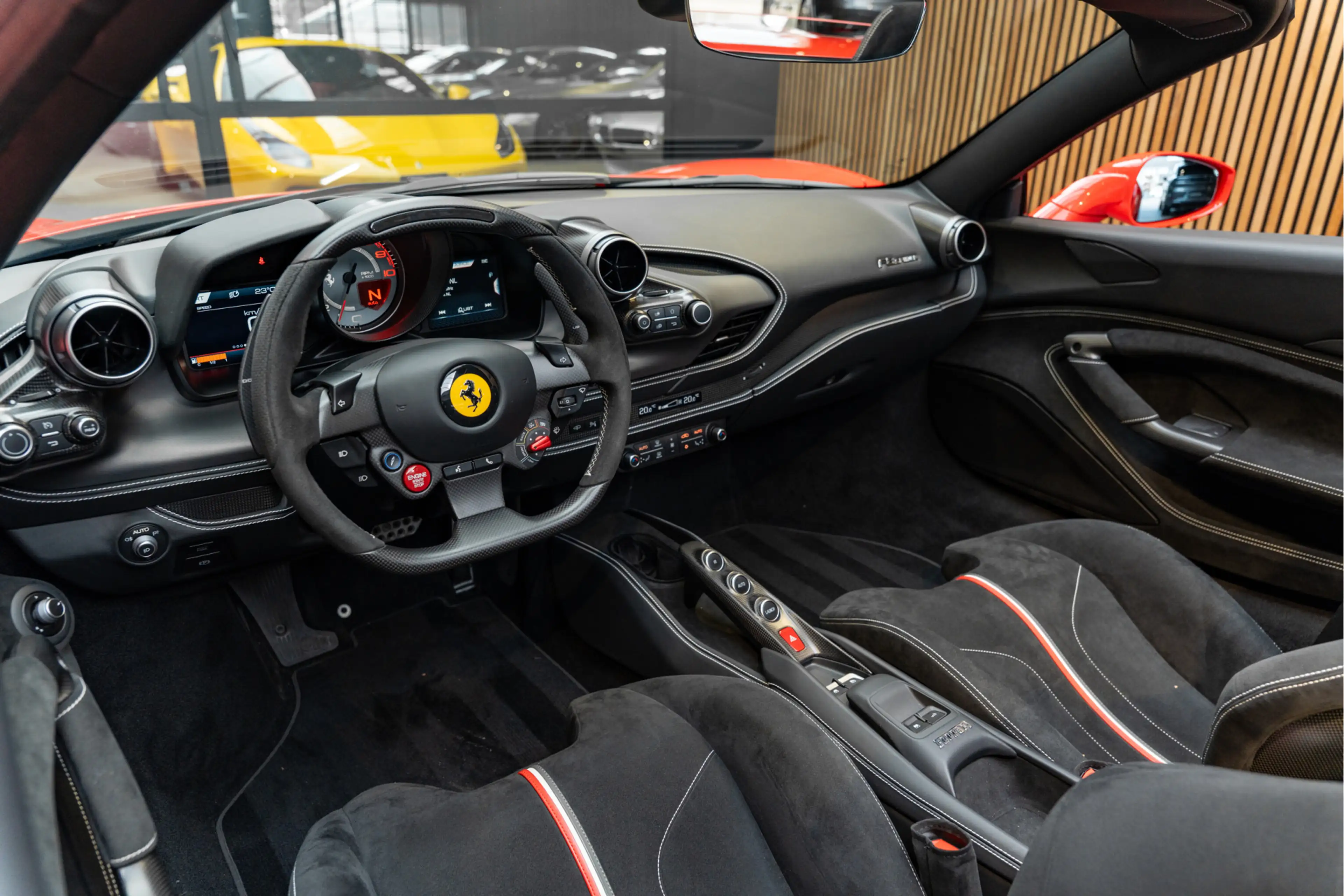 Ferrari F8 Spider Lift Matte Carbon Rosso Scuderia Tricolore Carbon — photo 6
