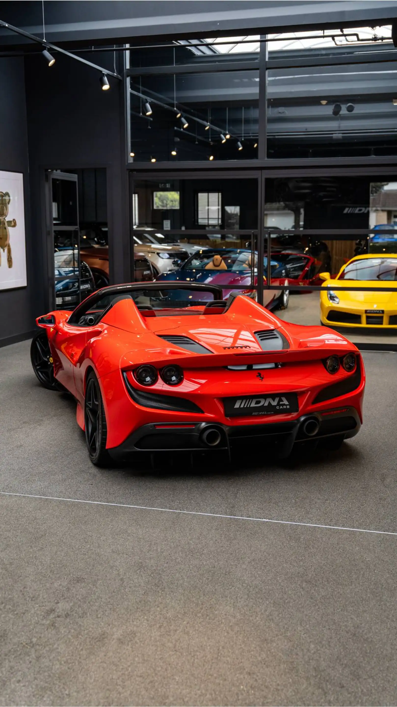 Ferrari F8 Spider Lift Matte Carbon Rosso Scuderia Tricolore Carbon — photo 31
