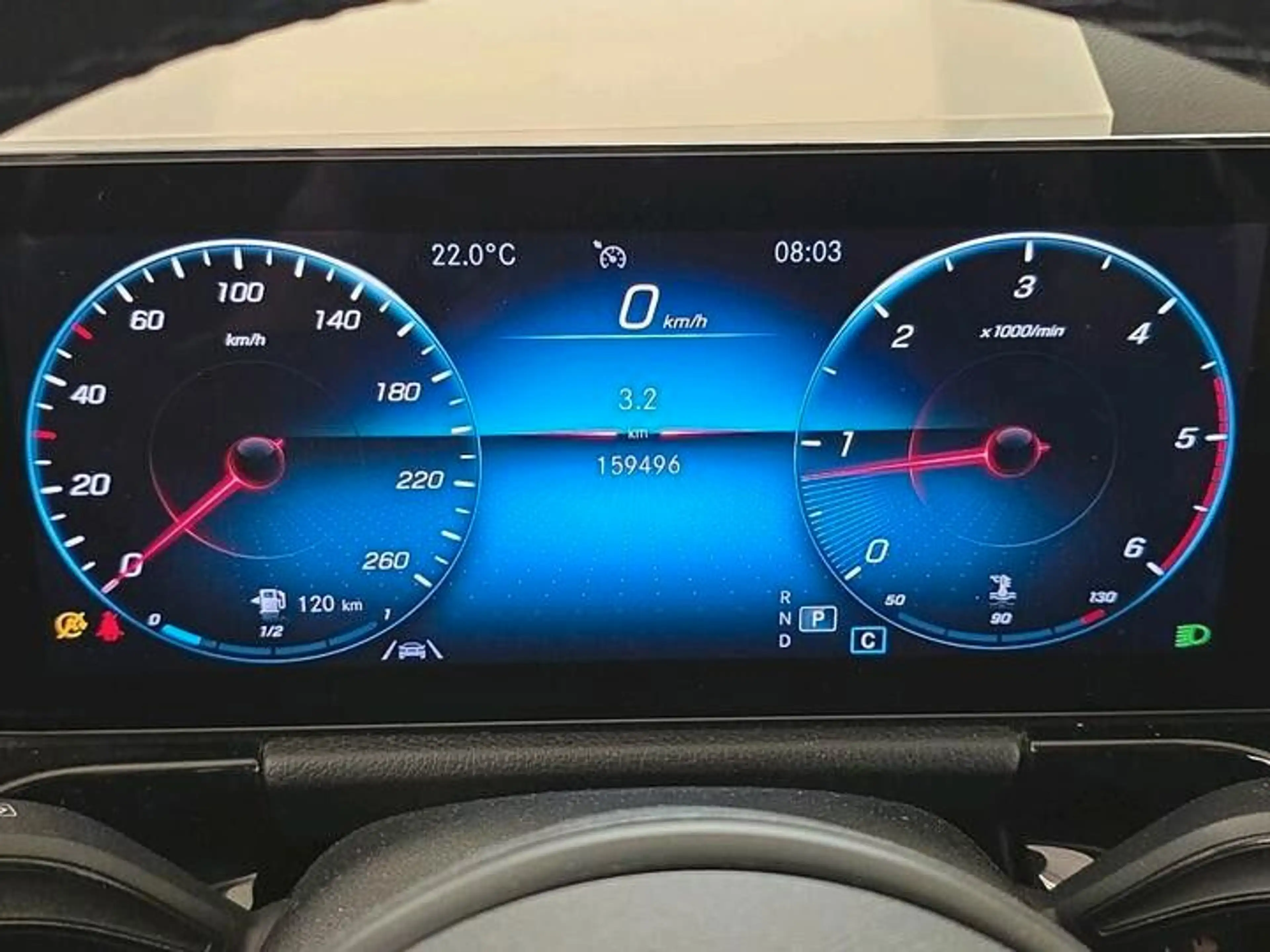 Mercedes-Benz GLA 180 d,Busines Solution Essenti,2L,85kW,Leder — photo 8