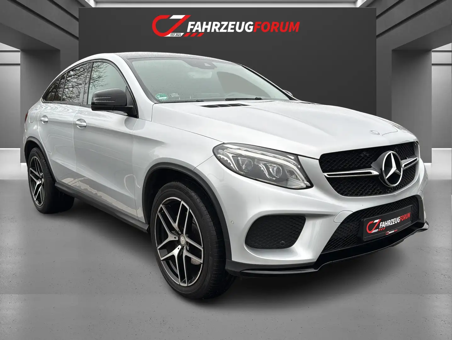 Mercedes-Benz GLE 350 4Matic coupe *AMG Line*AHK *Pano 1. Hand Silver - 2