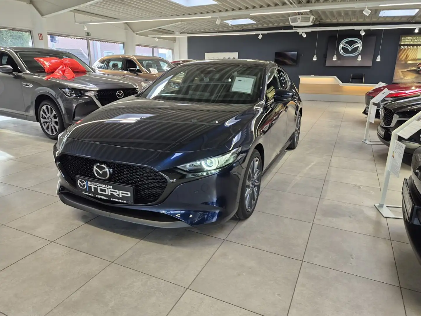 Mazda 3 Skyactiv 2.5 l 140 PS AT Exclusive-Line Blau - 1