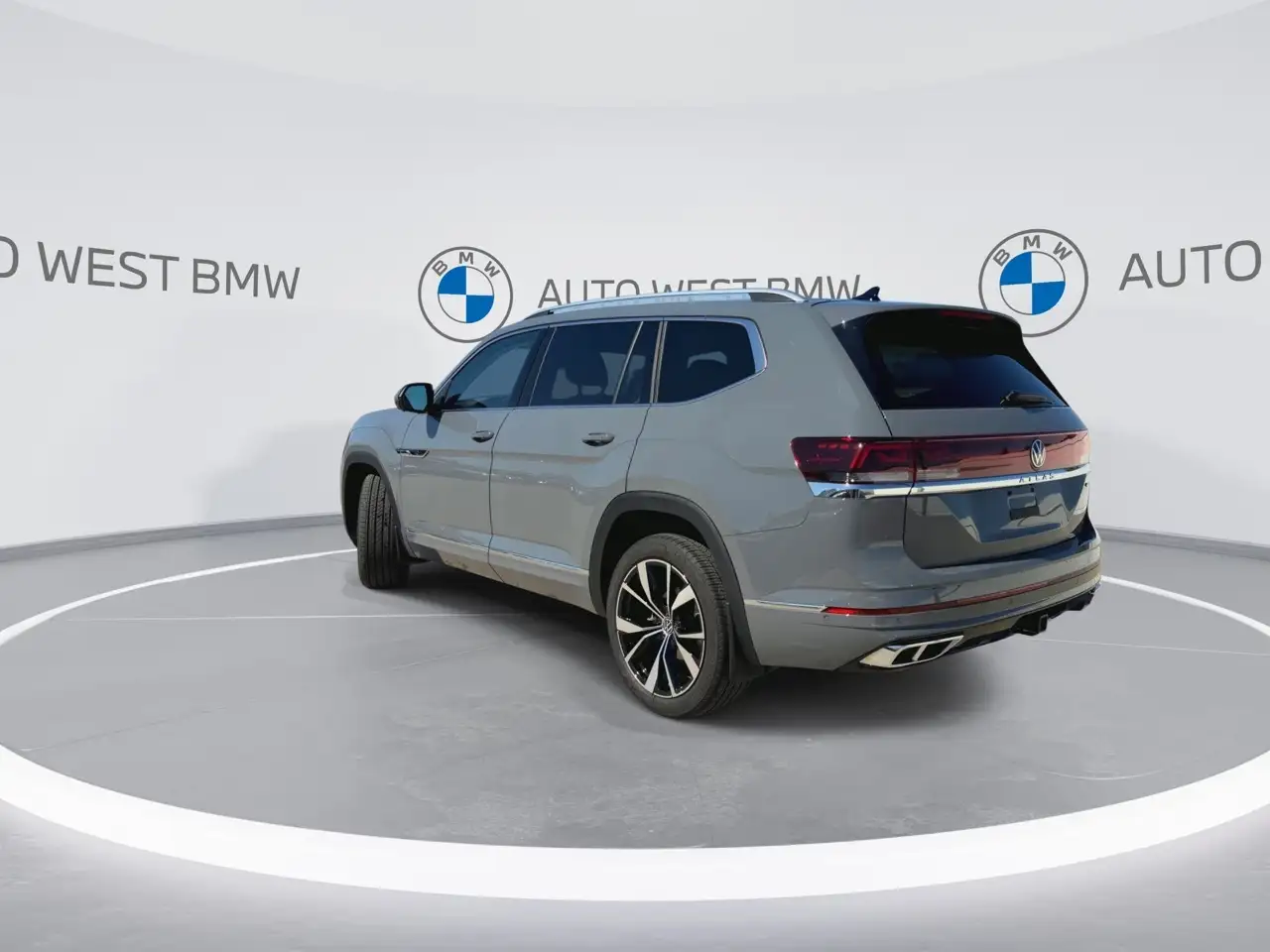 Volkswagen Atlas снимка Volkswagen Atlas