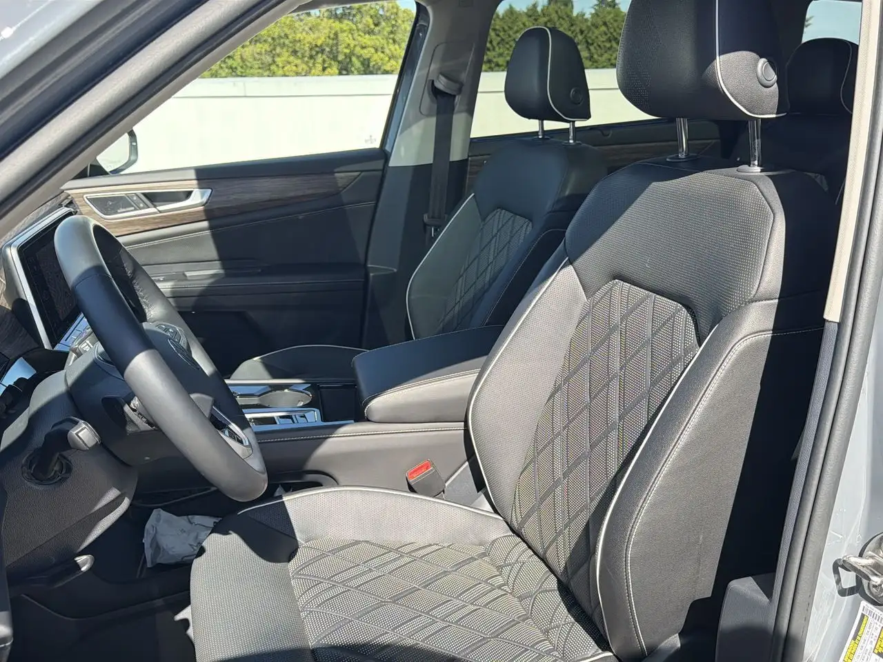 Volkswagen Atlas снимка Volkswagen Atlas
