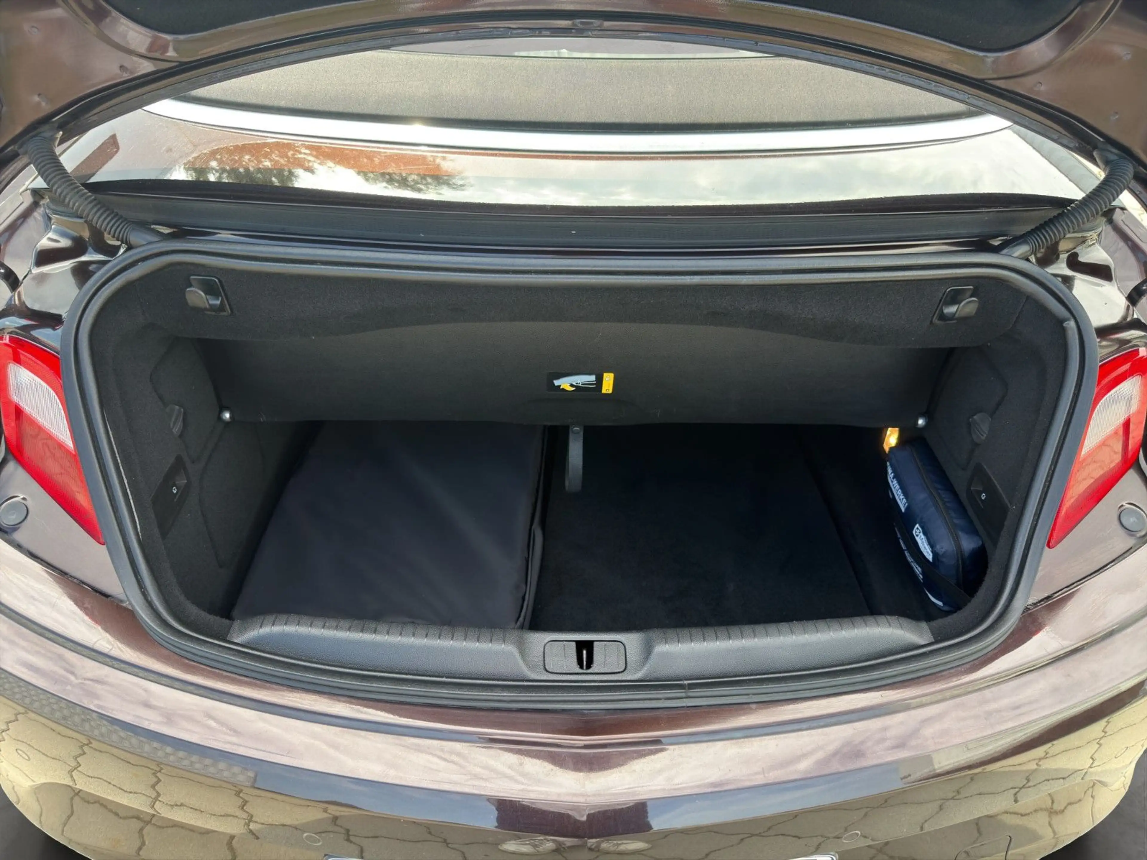 Opel Cascada 1.6 Aut. KAM KLIMAAUT SITZH XEN NAV GJR — photo 14