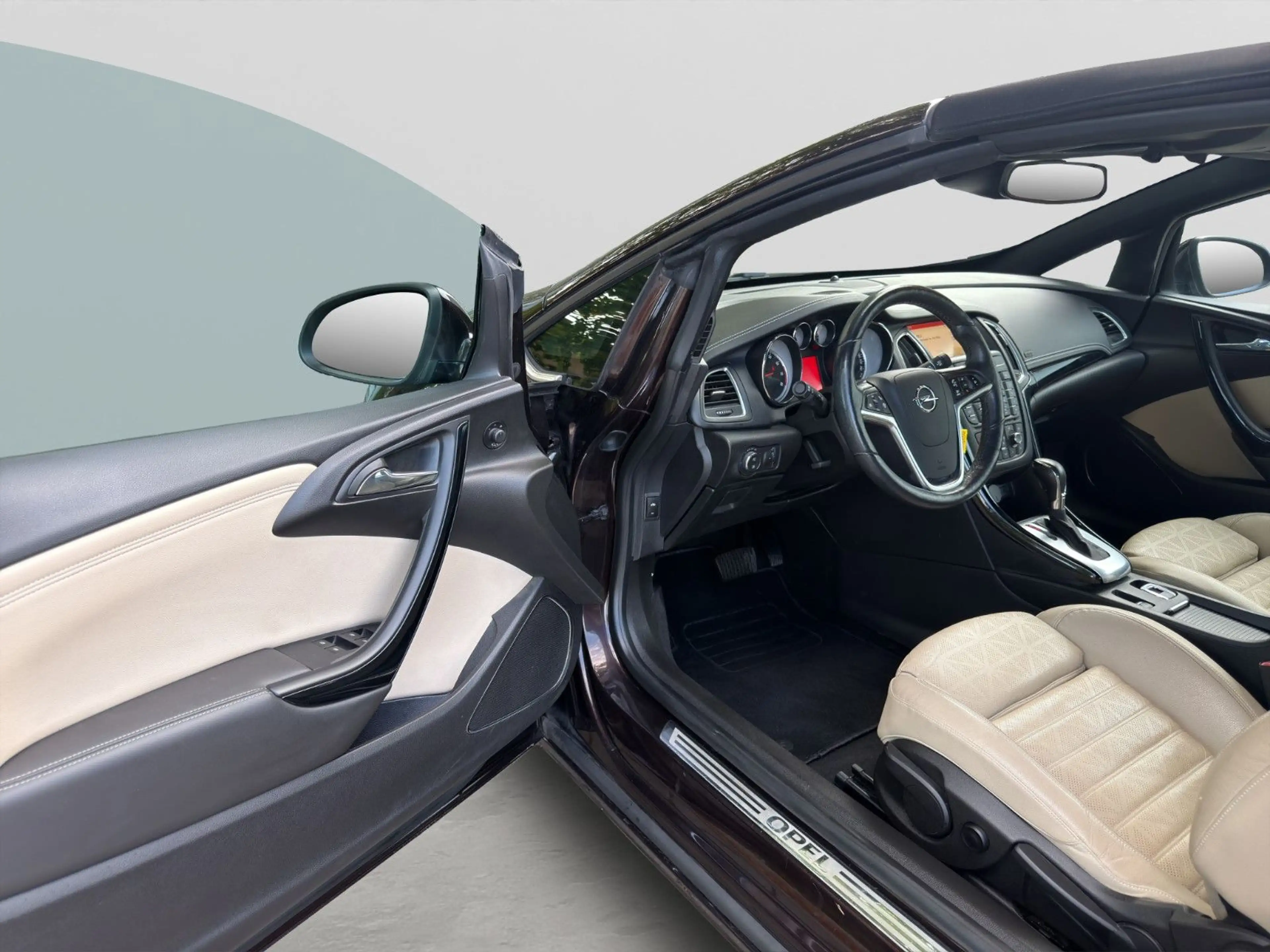 Opel Cascada 1.6 Aut. KAM KLIMAAUT SITZH XEN NAV GJR — photo 15