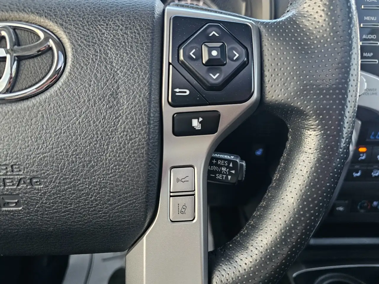 Toyota 4-Runner снимка Toyota 4-Runner