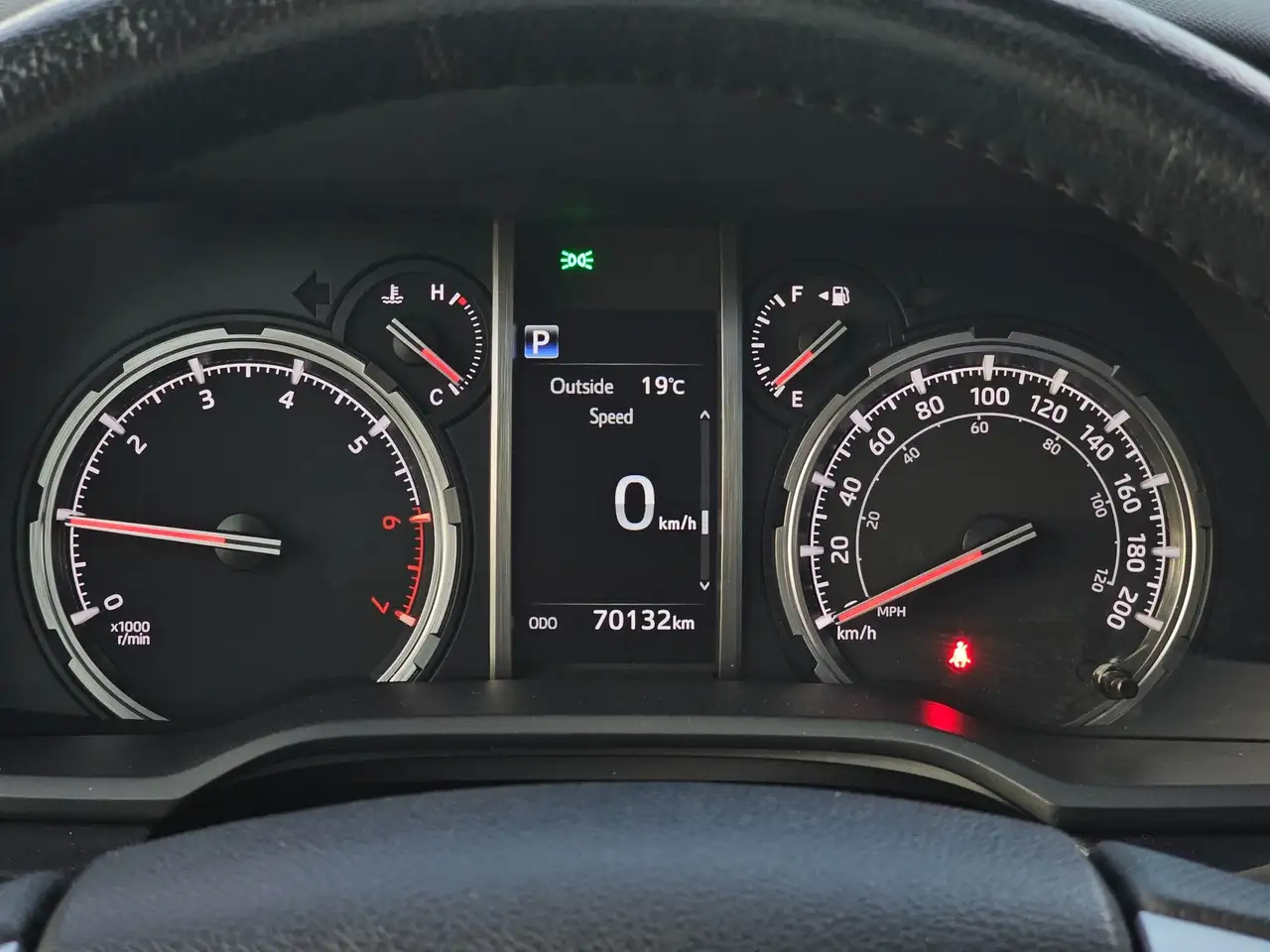 Toyota 4-Runner снимка Toyota 4-Runner