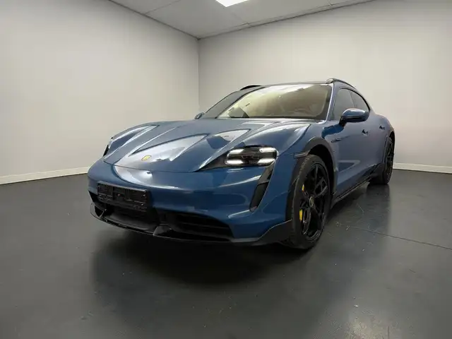 Porsche Taycan Turbo S Cross Turismo*PANO*HEAD*SITZKLIM