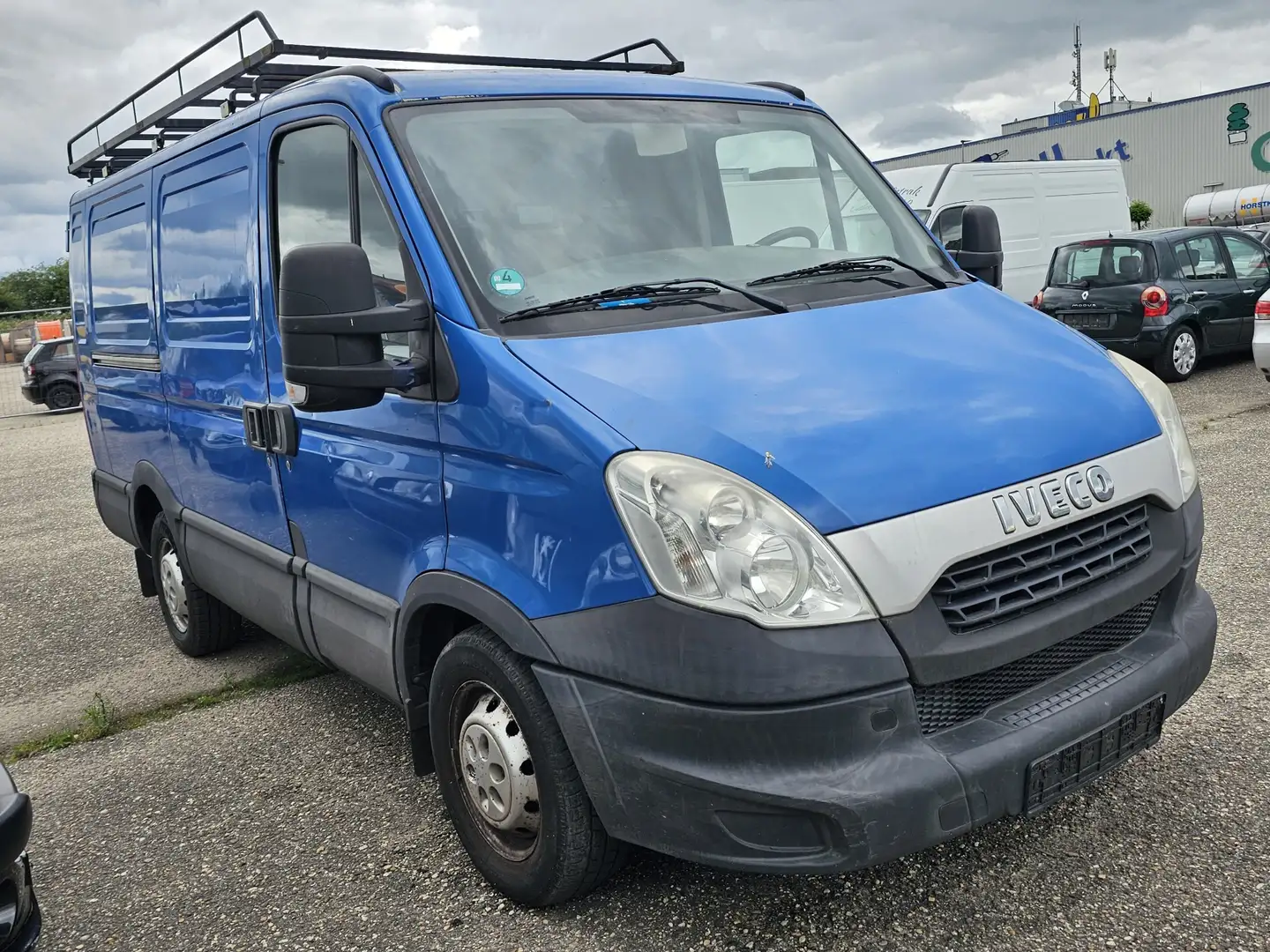 Iveco Daily 35S13 Kastenwagen mit Schränke Blauw - 2