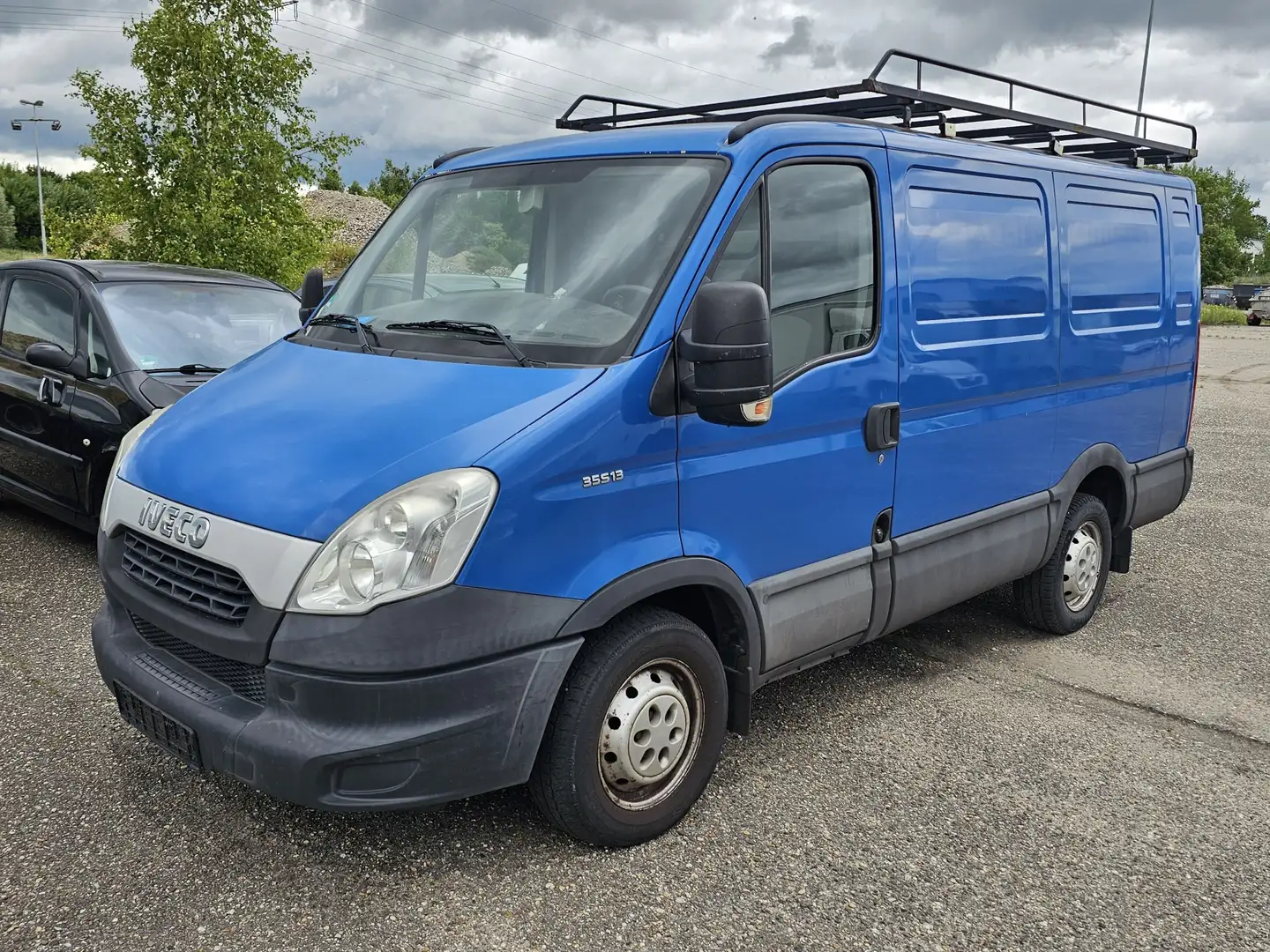 Iveco Daily 35S13 Kastenwagen mit Schränke Blauw - 1