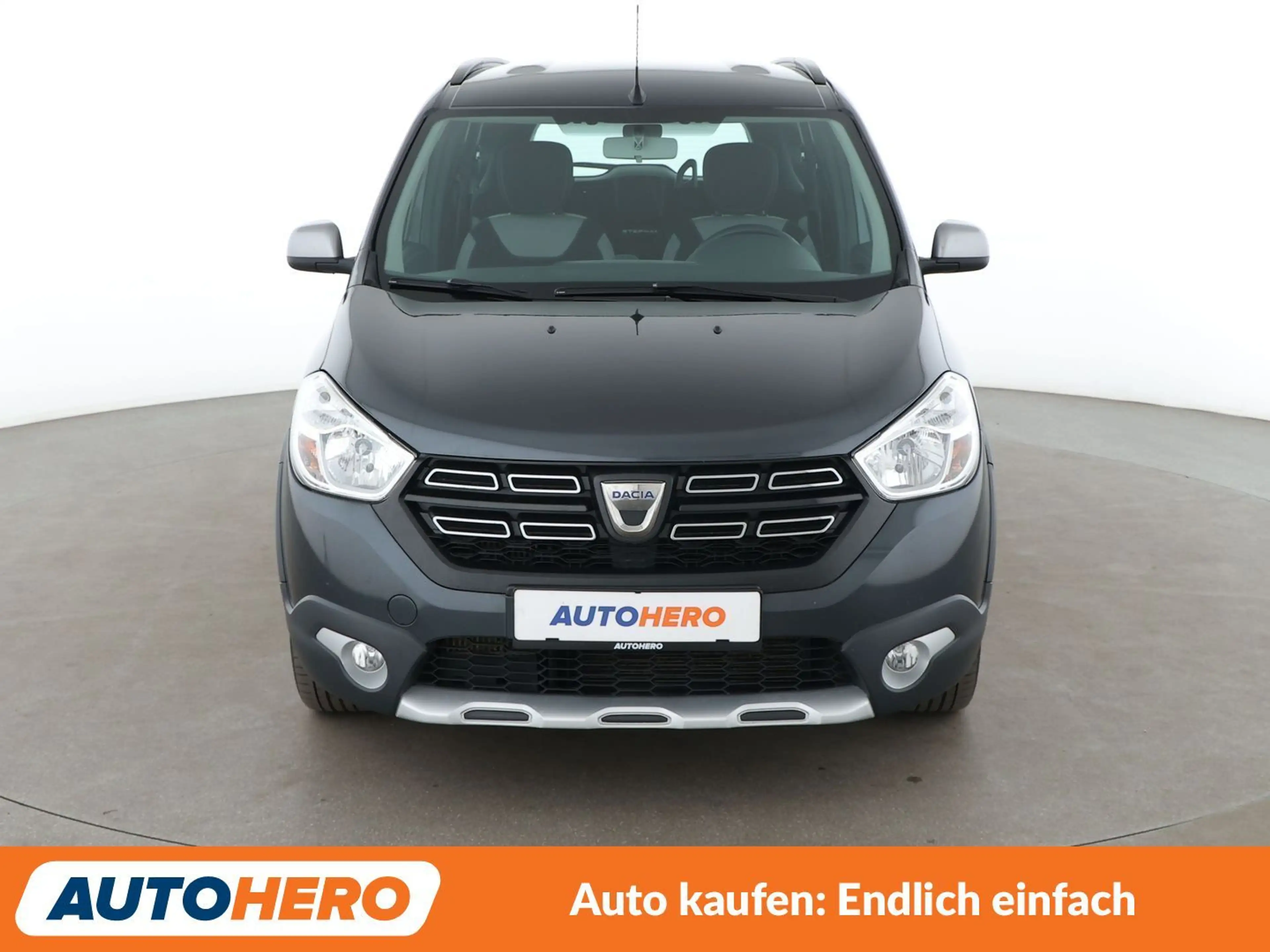 Dacia Lodgy 1.3 TCe Stepway*NAVI*PDC*SHZ*KLIMA*TEMPO* — photo 9