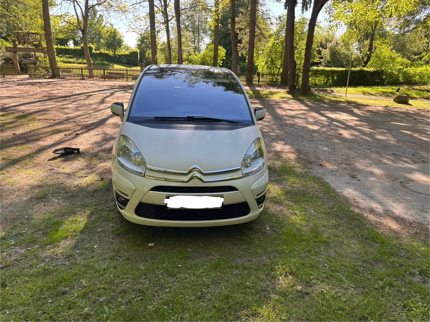 Citroen Grand C4 Picasso 1.6 HDi FAP (5-Sitzer) CoolTech - 1