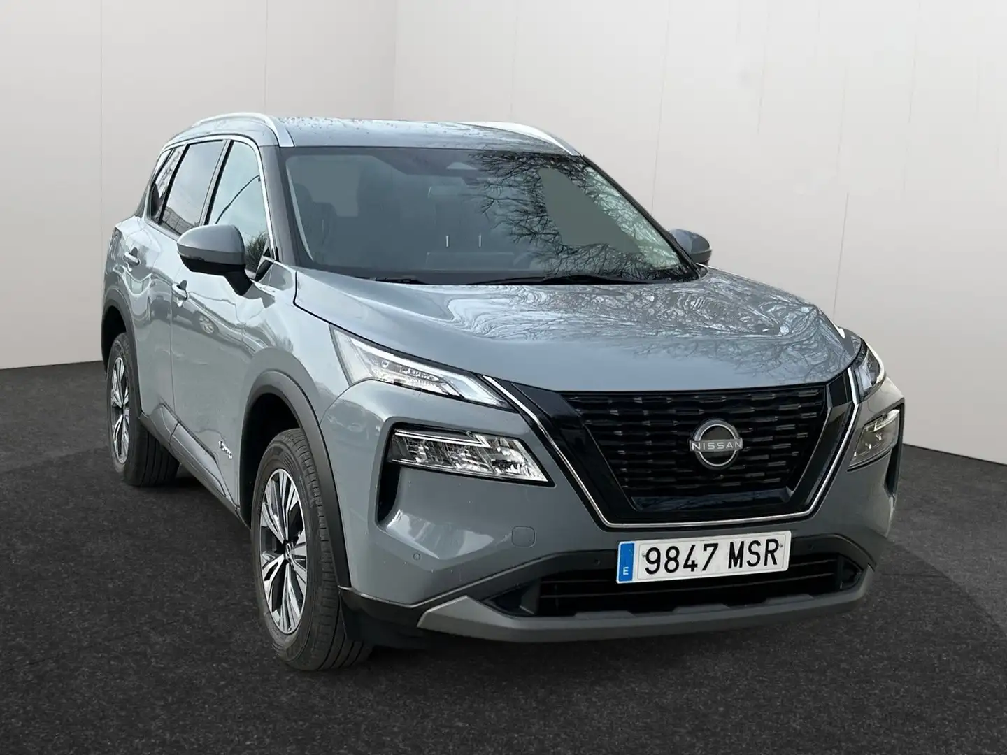 Nissan X-Trail 1.5 e-Power N-Connecta 4x2 5pl. 152kW Gris - 1