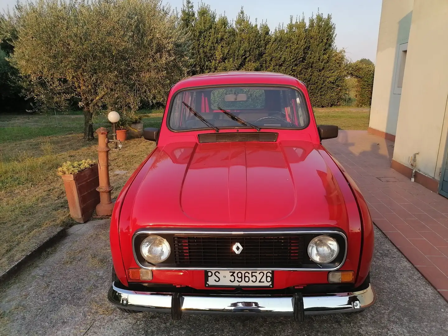 Renault R 4 R4 5p 956 Rot - 1