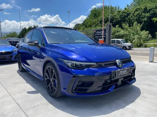 Volkswagen Golf view 5