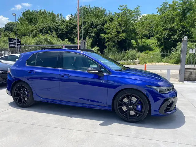 Volkswagen Golf view 6