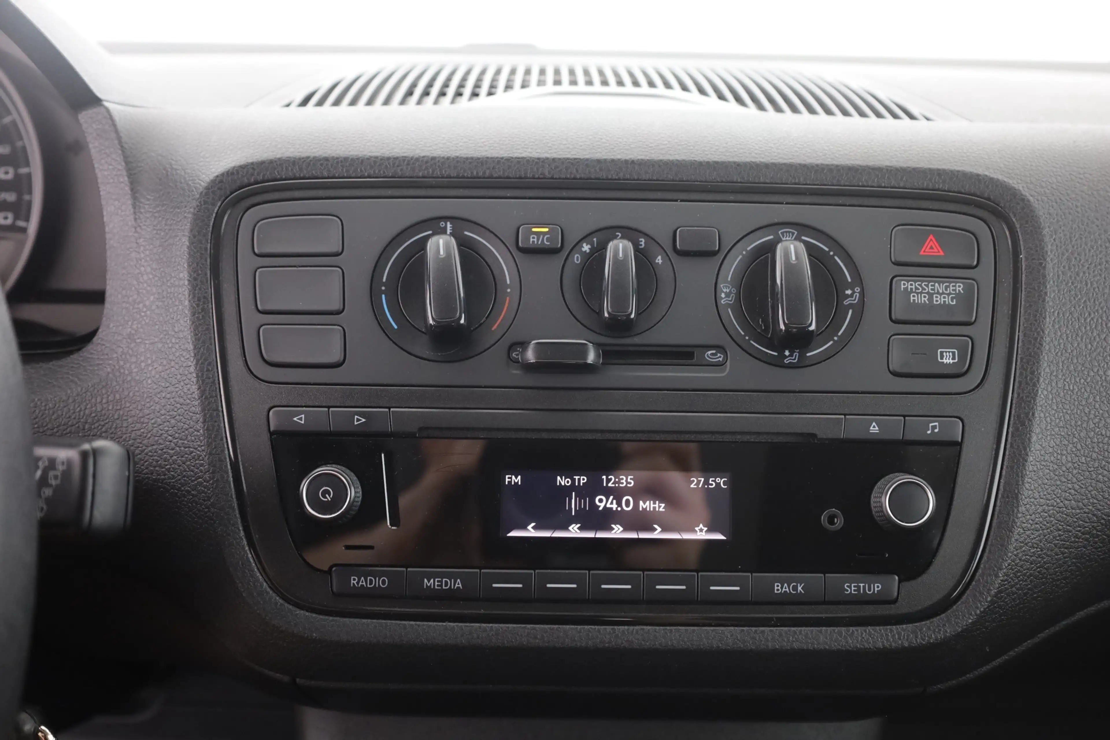 SEAT Mii 1.0 MPI Reference Klima AUX — photo 11