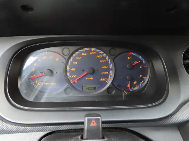 Daihatsu Yrv view 10