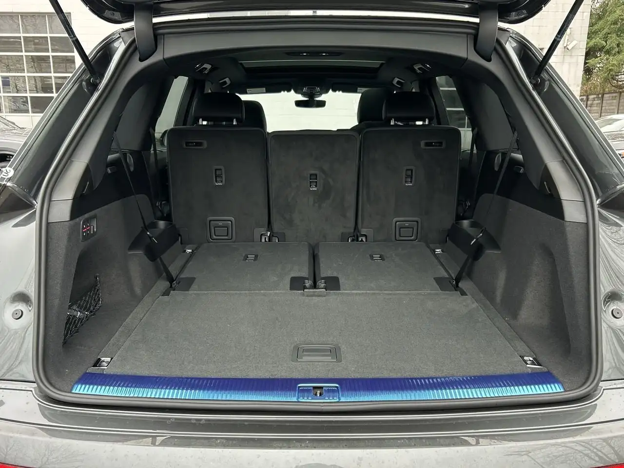 Audi Q7 снимка Audi Q7