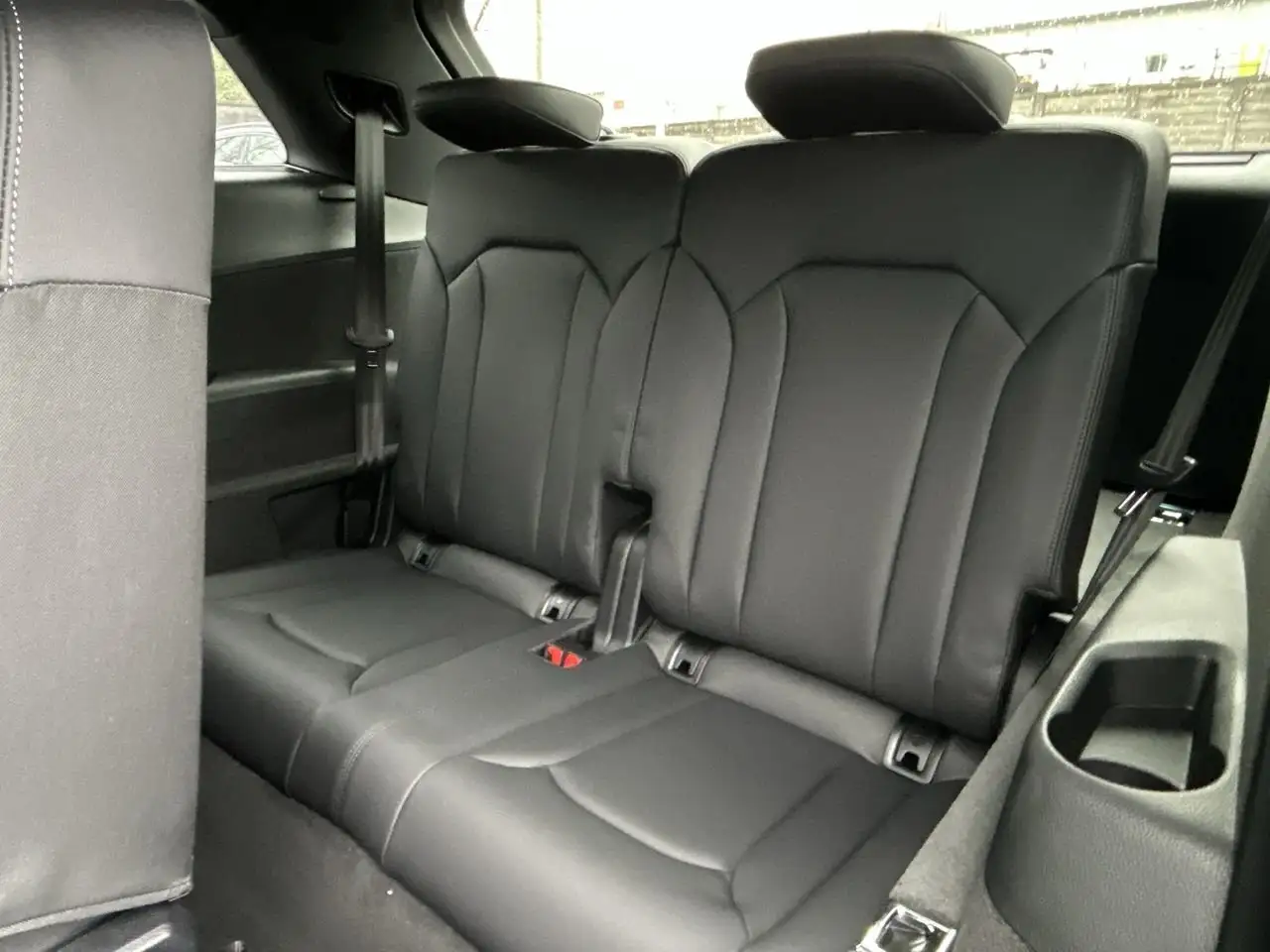 Audi Q7 снимка Audi Q7