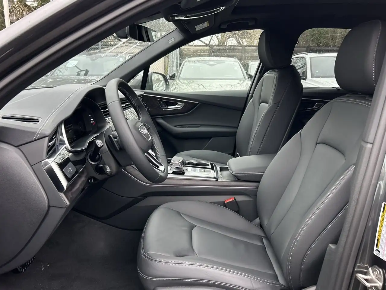 Audi Q7 снимка Audi Q7