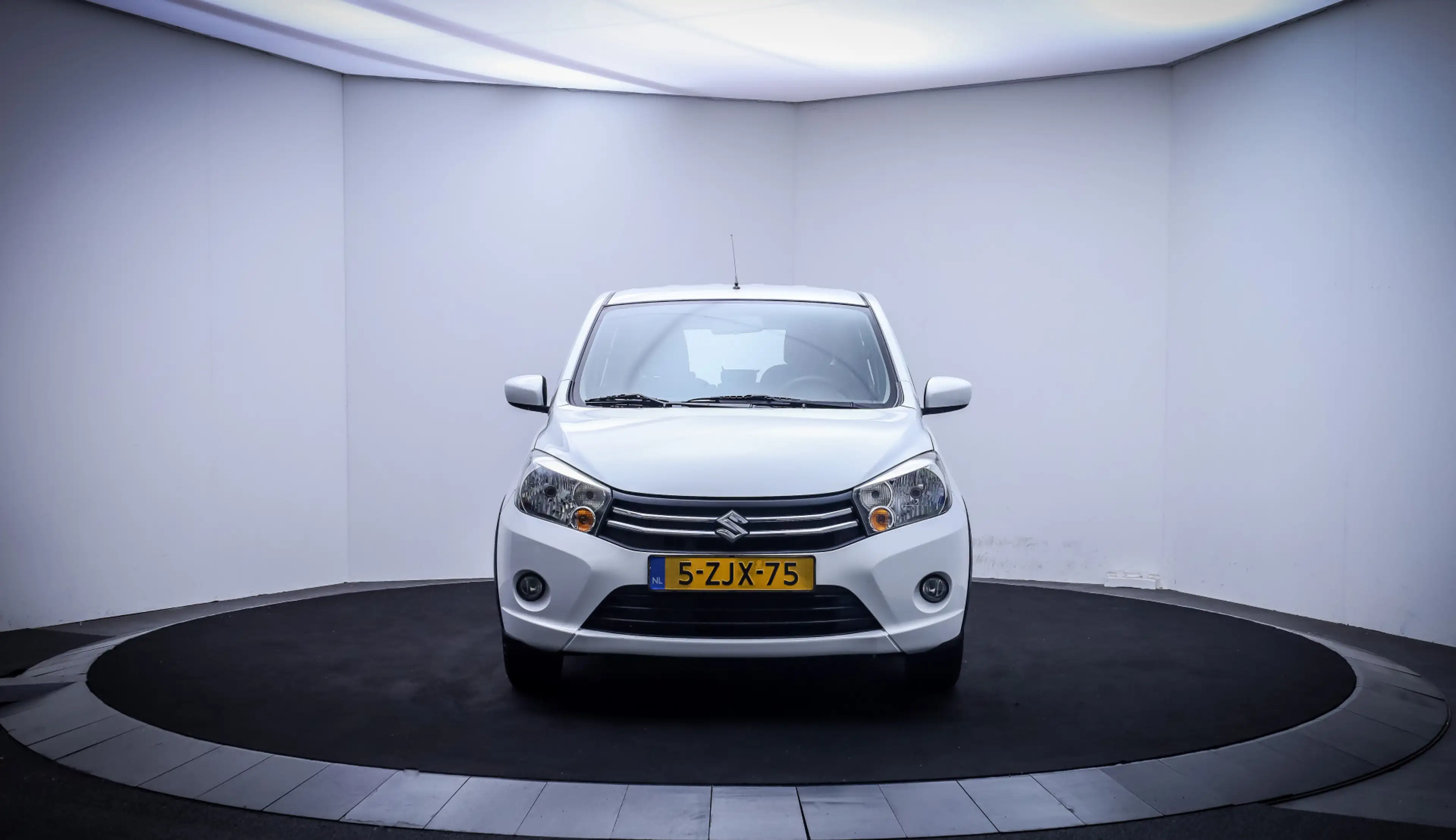Suzuki Celerio 1.0 Exclusive AIRCO | BLUETOOTH | 4X ELEK RAMEN | — photo 2