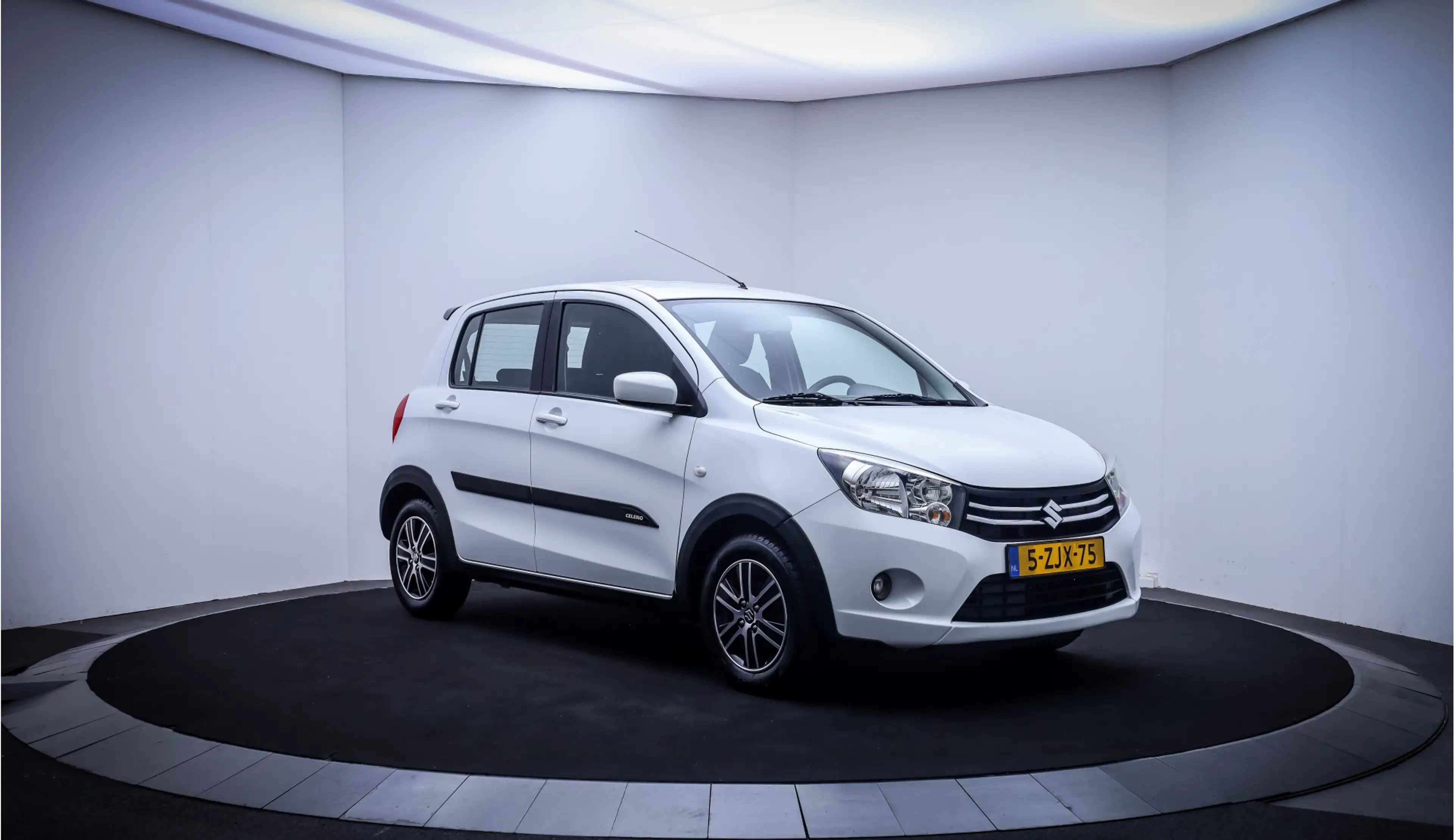 Suzuki Celerio 1.0 Exclusive AIRCO | BLUETOOTH | 4X ELEK RAMEN | — photo 3