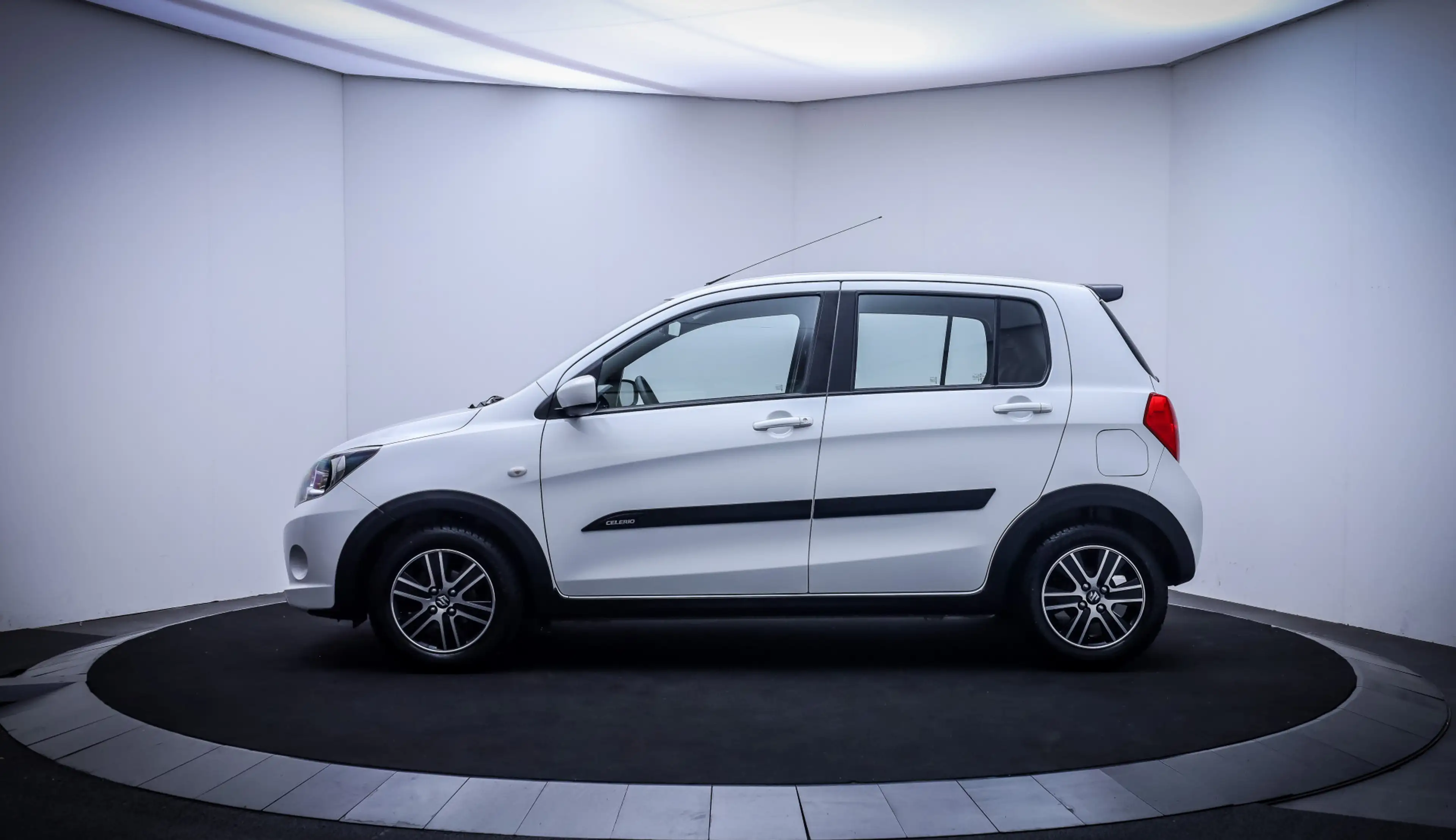 Suzuki Celerio 1.0 Exclusive AIRCO | BLUETOOTH | 4X ELEK RAMEN | — photo 12