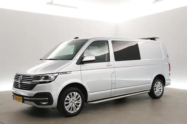Volkswagen Transporter view 9