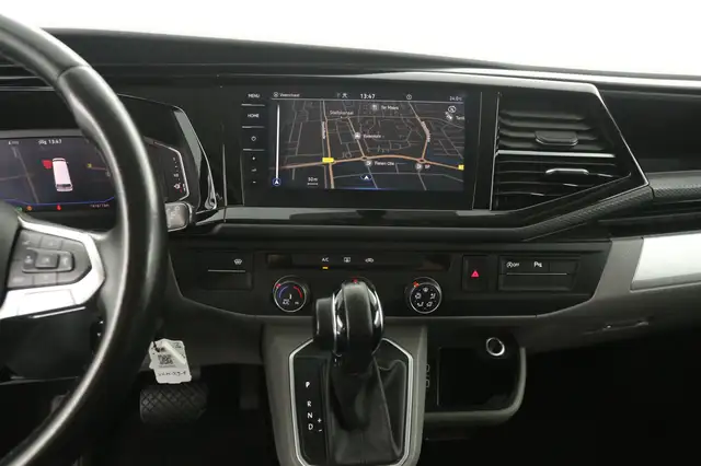 Volkswagen Transporter view 13