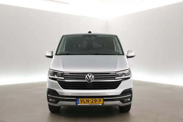 Volkswagen Transporter view 8