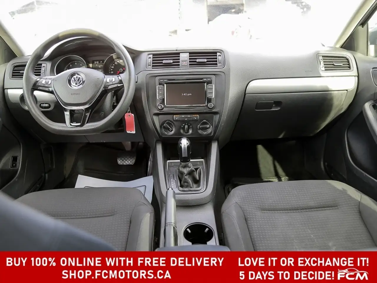Volkswagen Jetta снимка Volkswagen Jetta