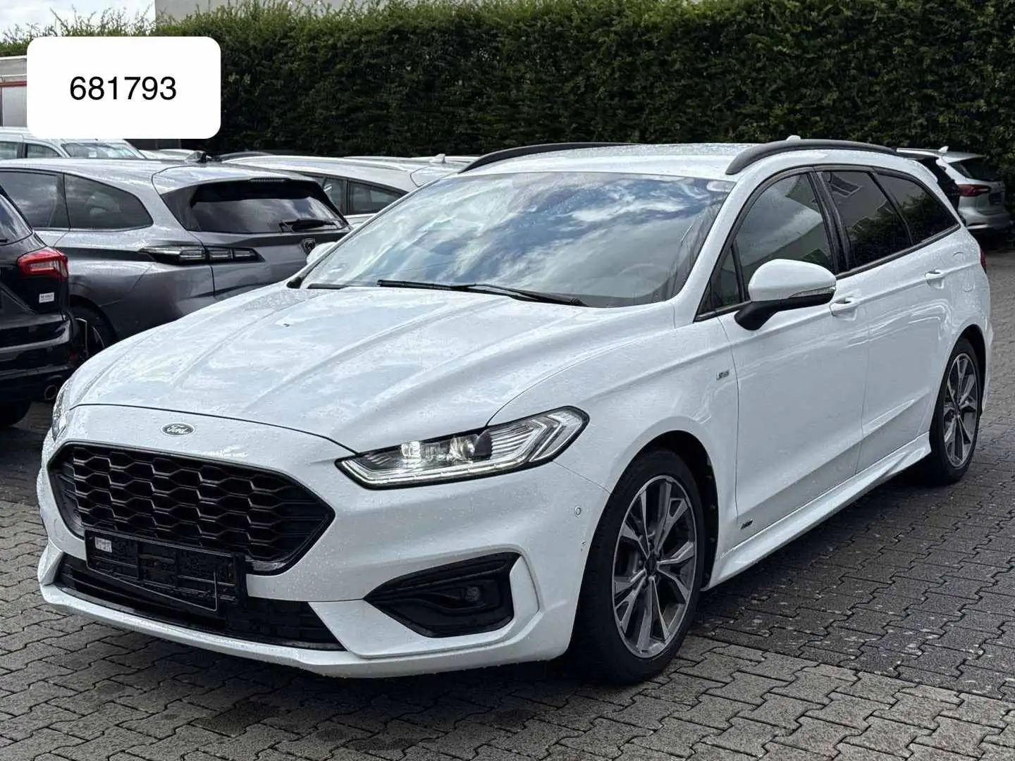 Ford Mondeo Turnier ST-Line AWD LED 18" Kam MemoryNav Beyaz - 1