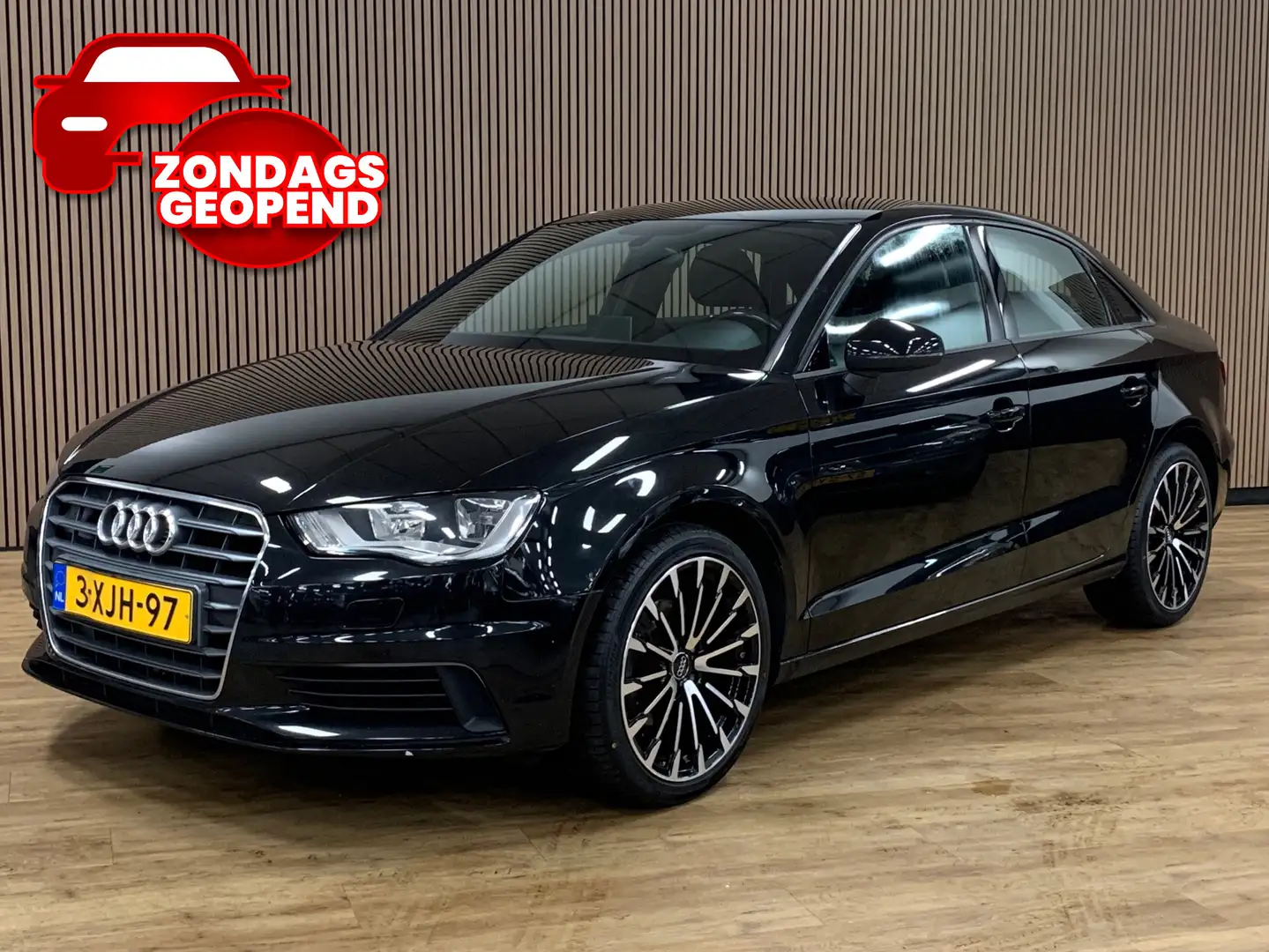 Audi A3 Limousine 1.4 TFSI CoD Attraction Pro Line|Automaa Zwart - 1