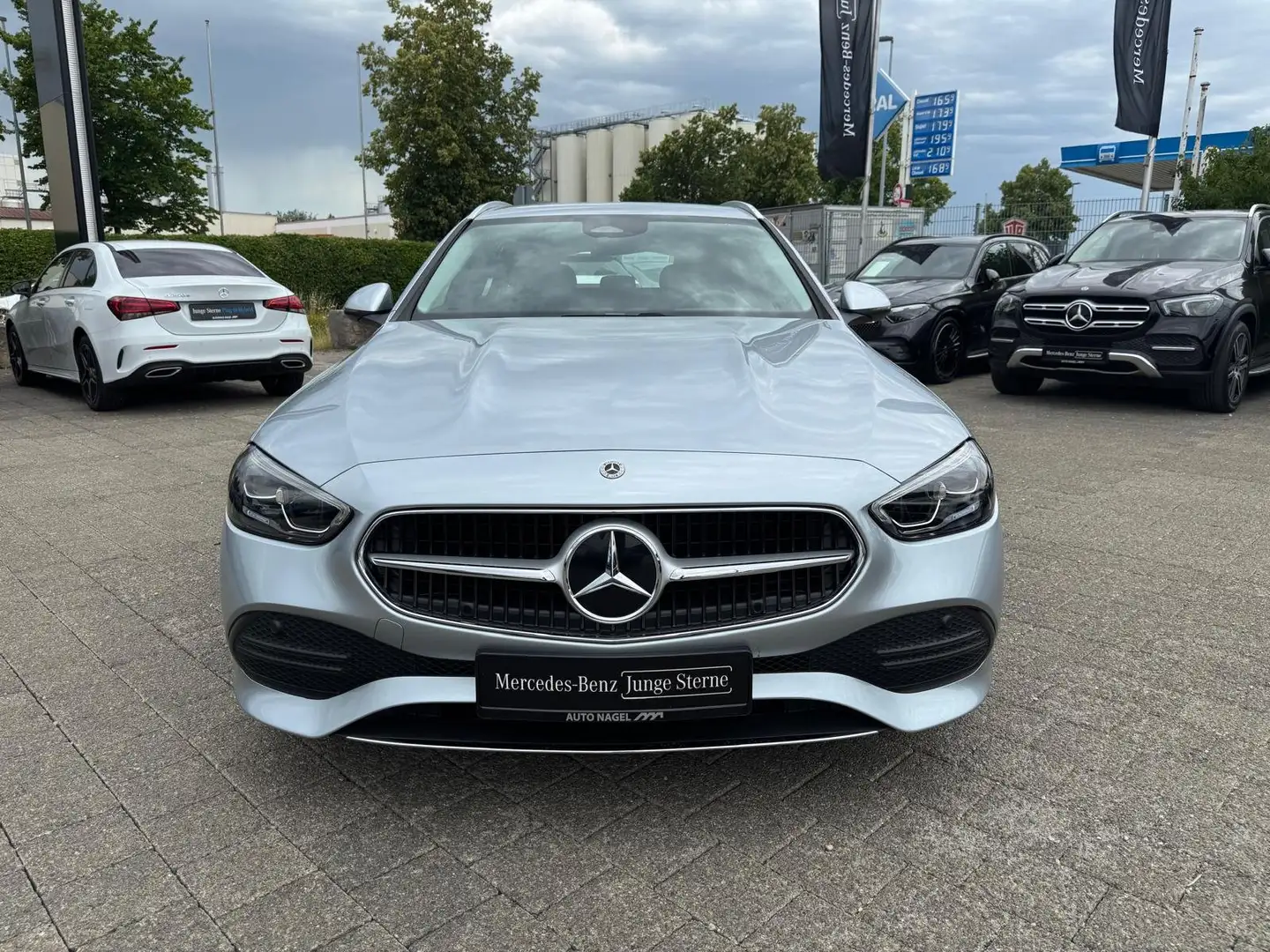 Mercedes-Benz C 180 T Avantgarde*AHK*Tot-W*Winter-P*Kamera* Silber - 2