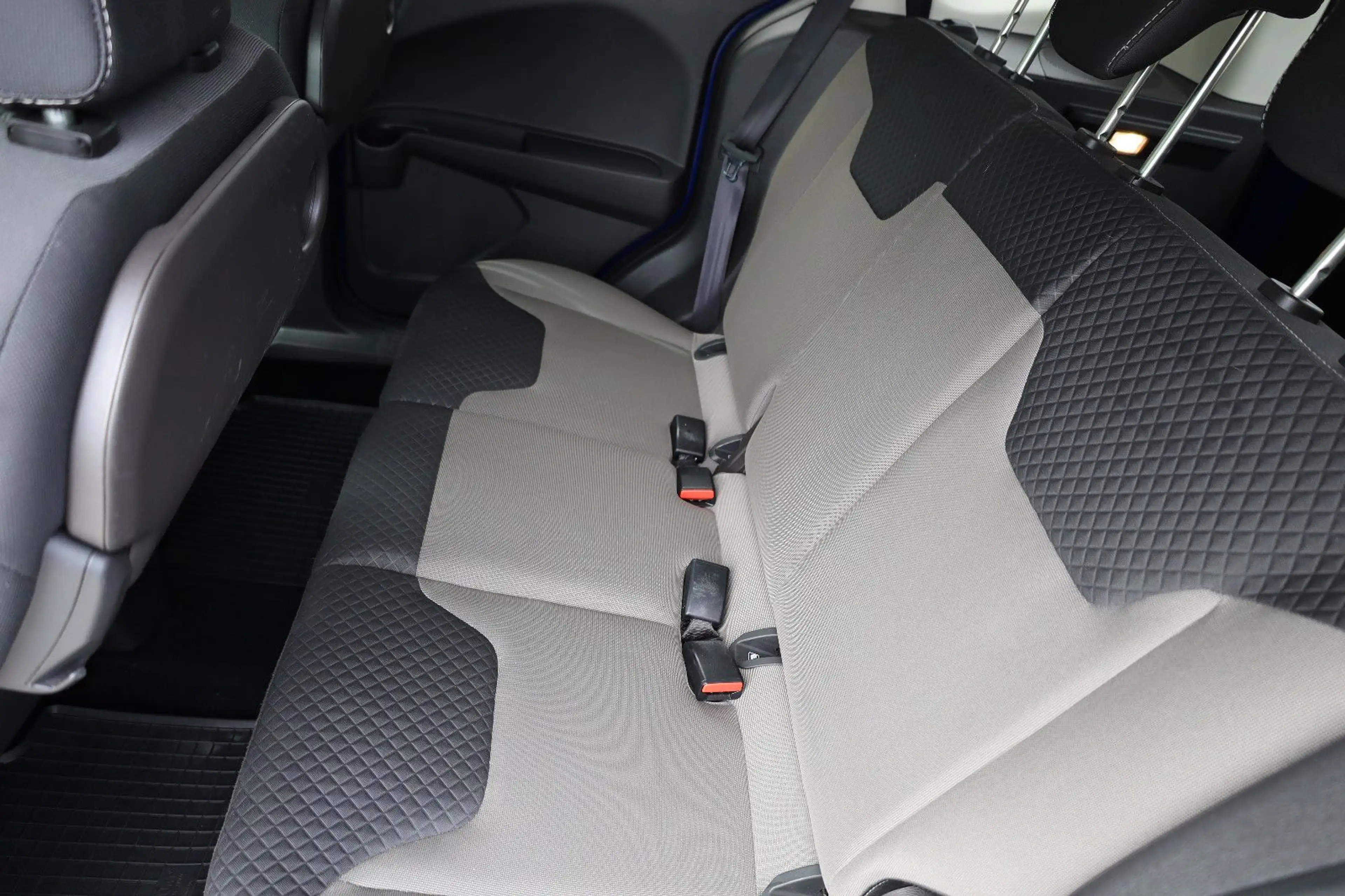 Ford Tourneo Courier Titanium Zahnriemen neu — photo 9