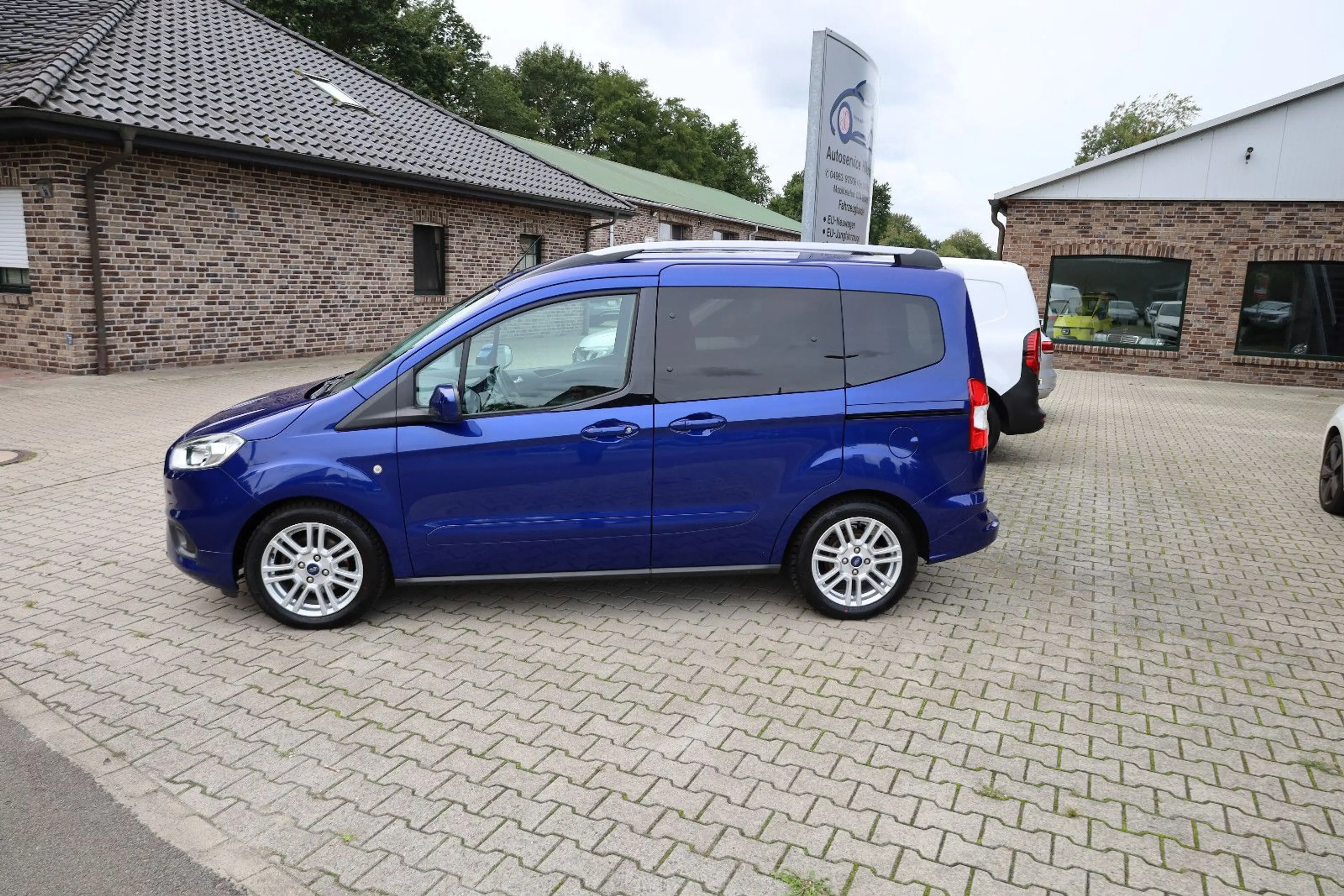 Ford Tourneo Courier Titanium Zahnriemen neu — photo 4